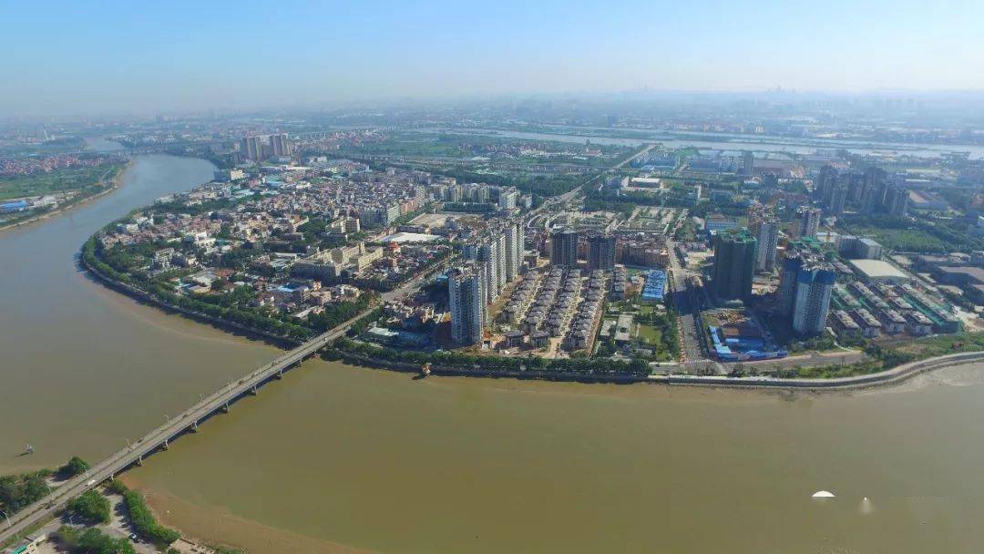 2020年洪梅镇gdp_2020-2021跨年图片