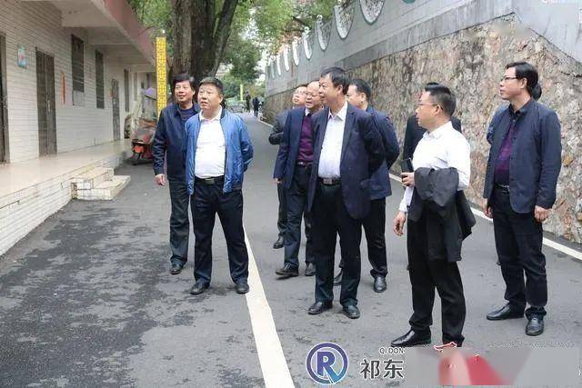 将祁东二中建设得更好杜登峰调研二中提质改造工作