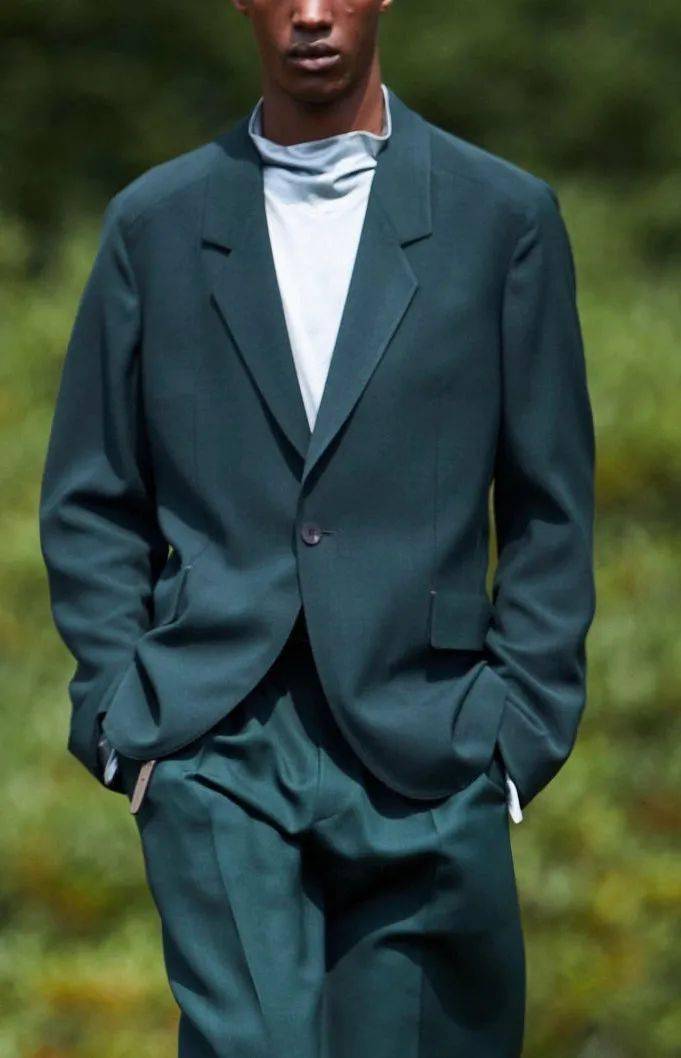 男装流行色—2021春夏t台颜色分析!尼罗河蓝