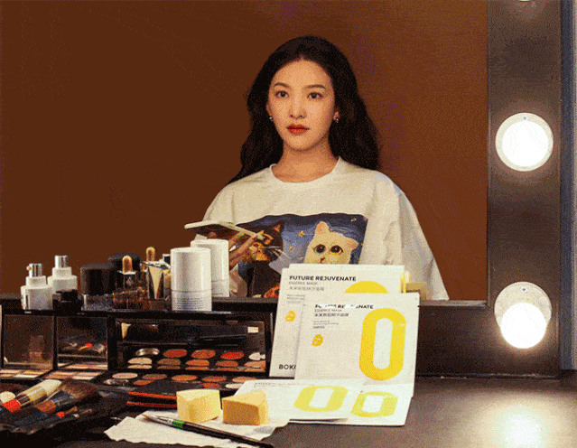 美的|41岁，她依旧美的很高级