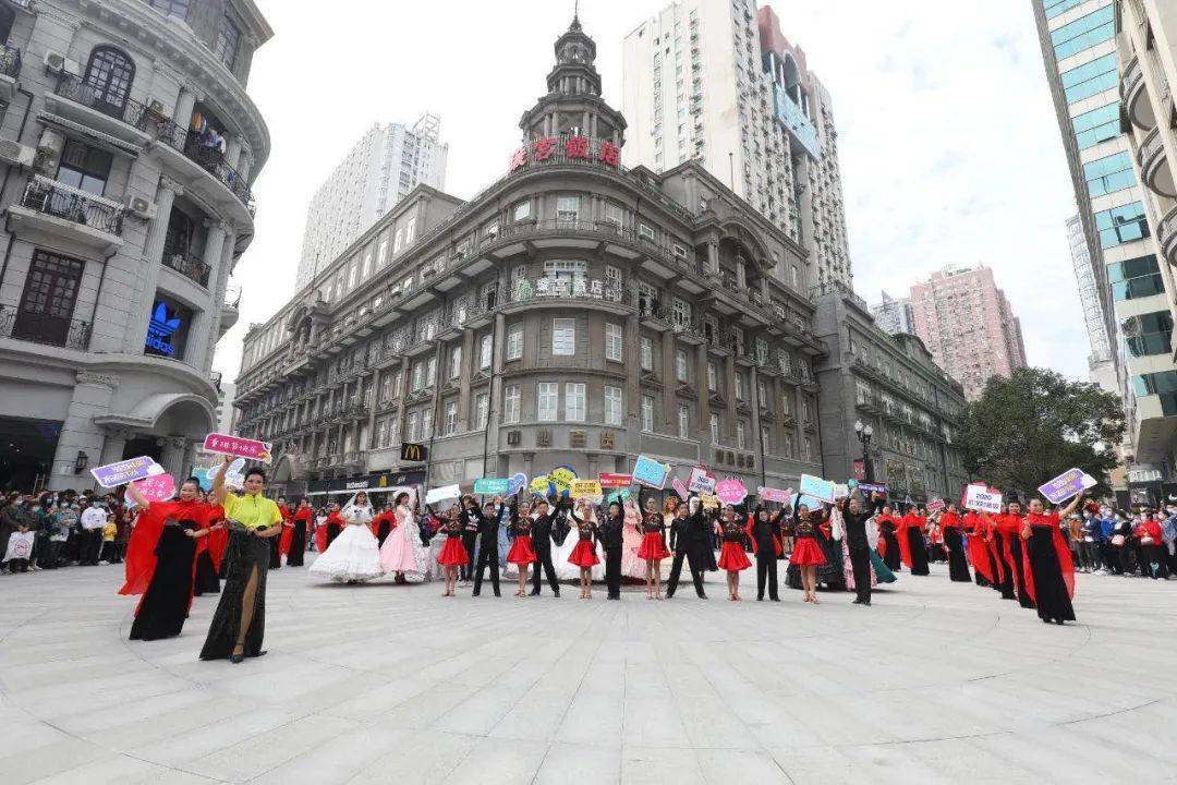 武汉江汉区gdp2020_2020武汉加油手抄报(3)