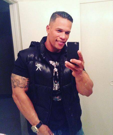 健身|美国大兵变态的肌肉训练，看完大写的服......