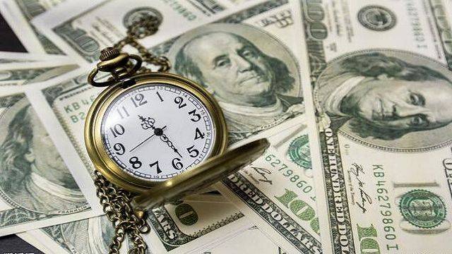 低位|美国大选搅动市场：美元指数跌至逾两月低位，华尔街继续看多黄金