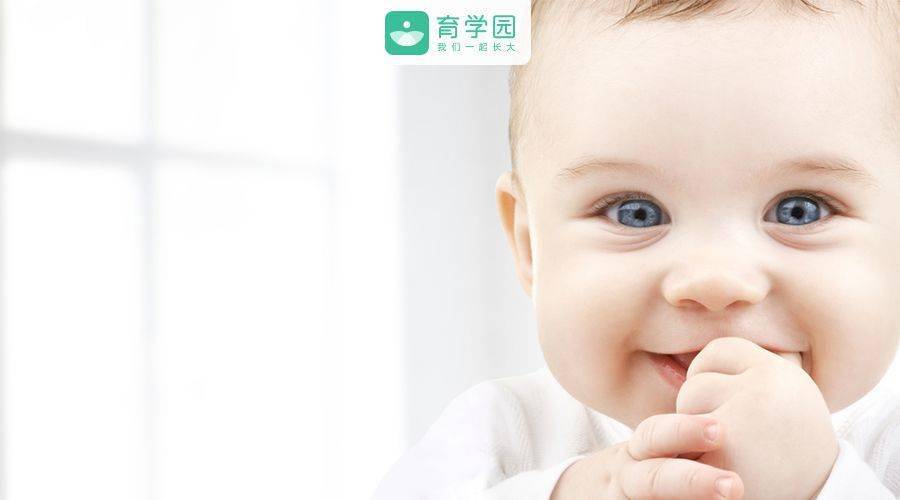 年龄|宝宝看东西总对眼怎么办？超过这个年龄一定要就医！