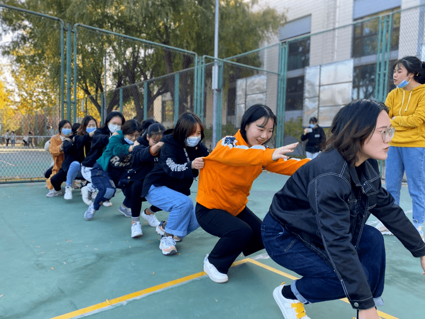 多足虫竞走