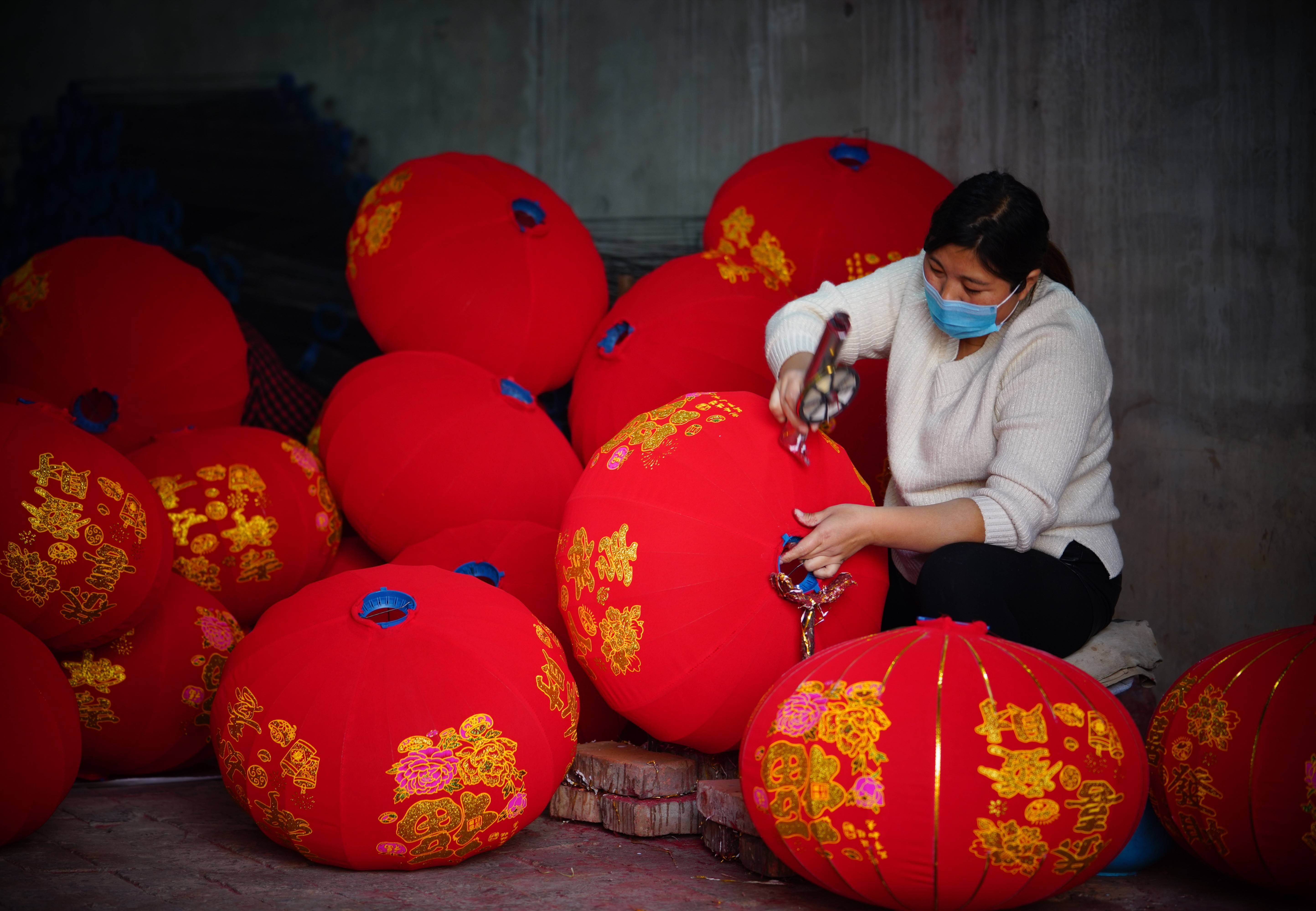 村民|河北邢台：红灯笼照亮脱贫致富路