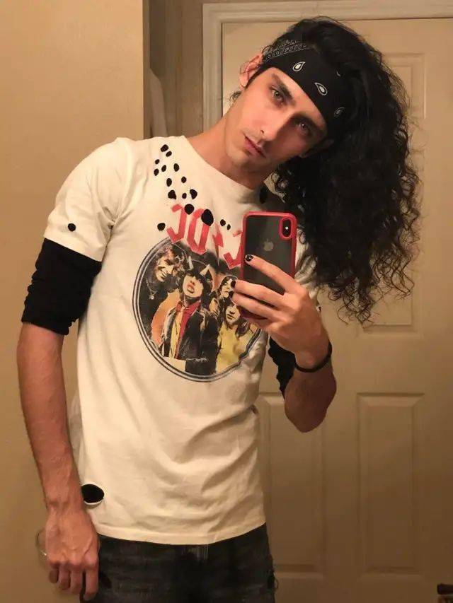 长发|一群喜欢留长发的男生各种po自拍，有些居然性感又妩媚啊！