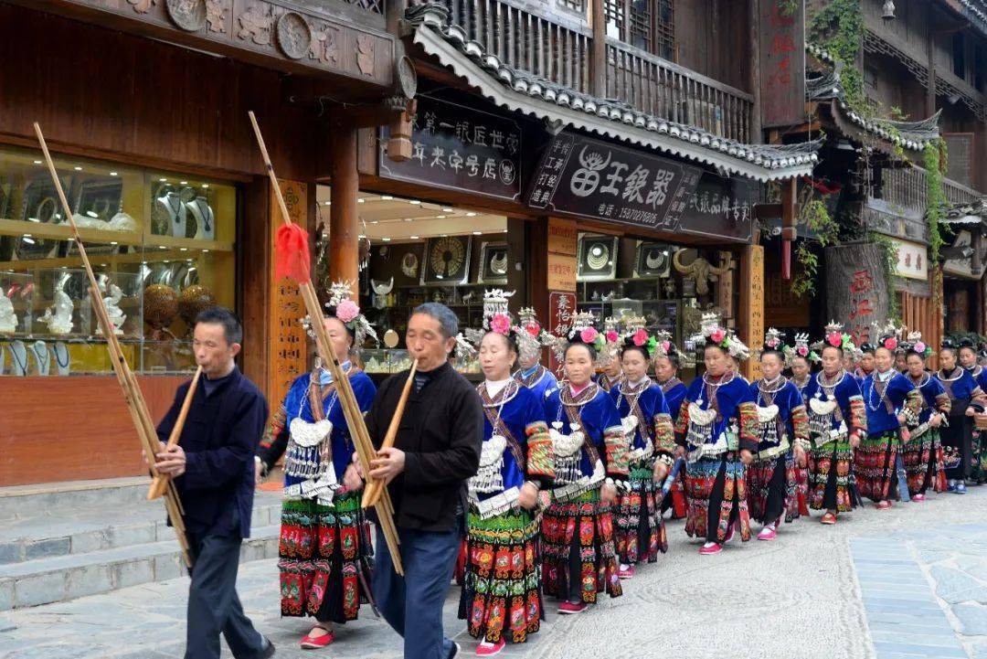 黎平5年人口变化_黎平会议图片