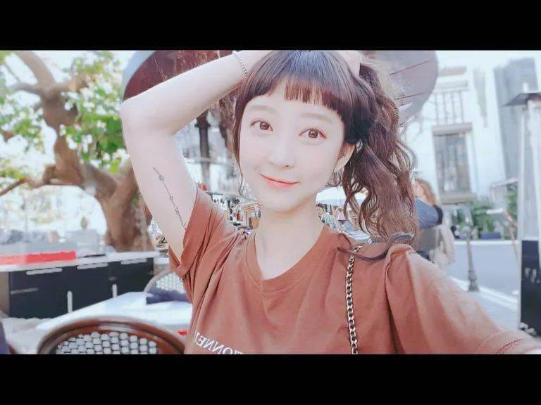 hit|换look啦！今年秋冬发型流行咩造型？BLACKPINK嘅挂耳烫依然咁hit！