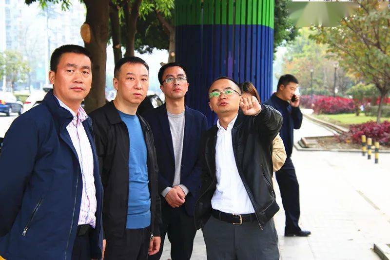 副区长张旭伟开展大调研暨专项督导城市管理项目建设工作