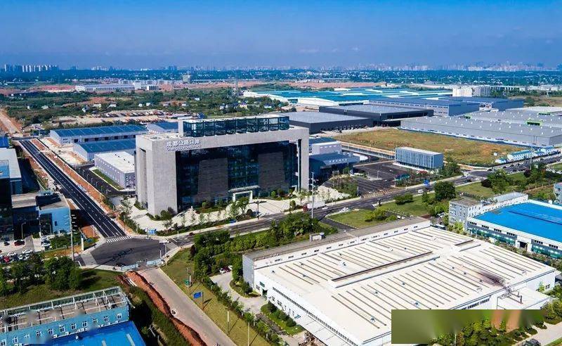 成都市龙泉驿区经济总量_成都市龙泉驿区图片(2)