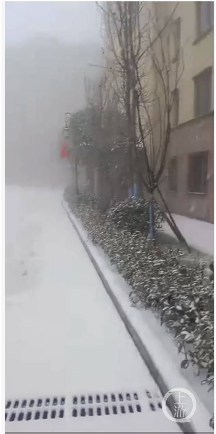 巫山今冬初雪到来 这些地方也开始雪花飘飘