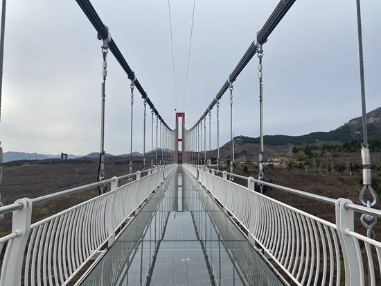 “文旅惠民 冬游齐鲁”媒体行启动 温泉滑雪游山东