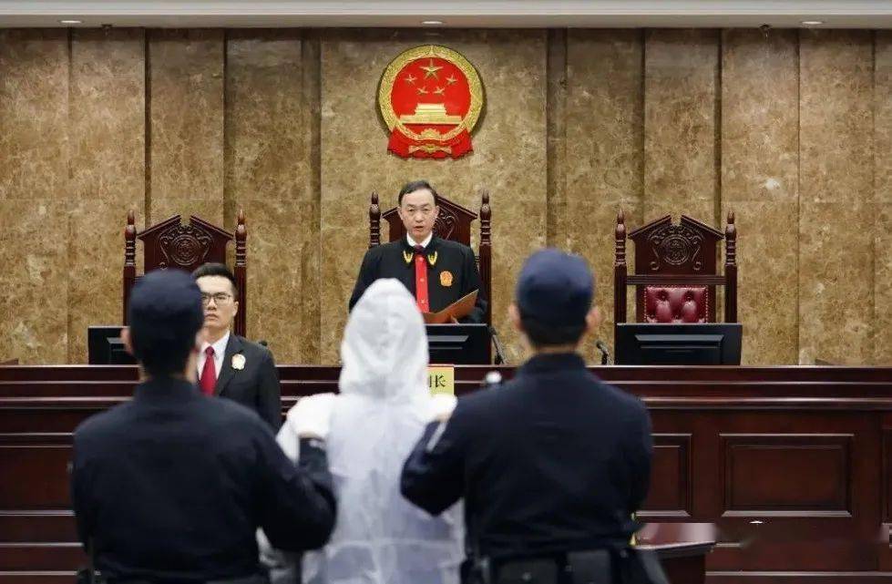 这名在梧州深耕27年的副厅级公安局长为黎健坤黑恶势力撑腰被判刑