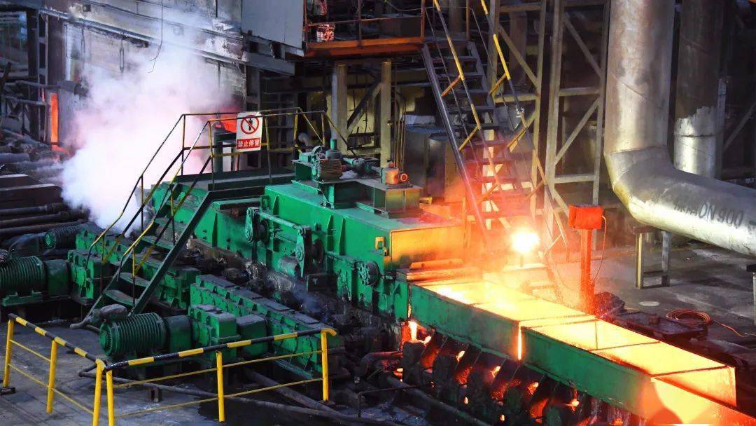 对标| 玉钢公司轧钢厂带钢产量再破日产纪录