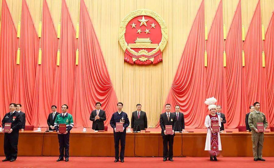 党和国家功勋荣誉表彰工作十年间书写新篇章