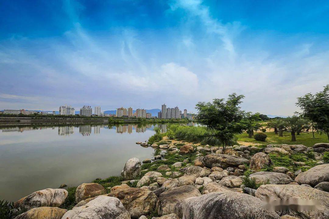 可以用什么词来形容湿地 9803652ddd7f4a53adc388a66708adbe.jpeg