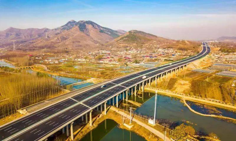 潍坊16年经济总量_潍坊经济开发区规划图(3)