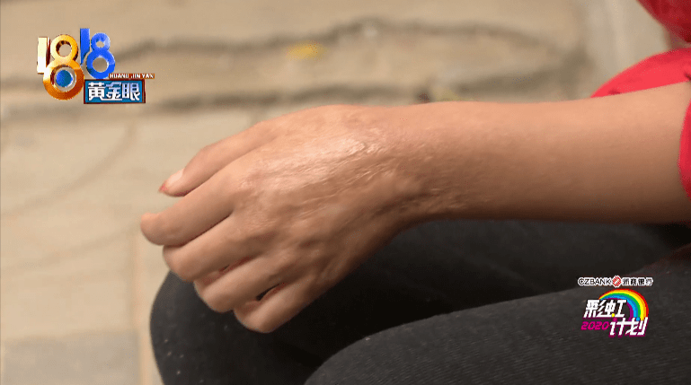 刚学会走路就跳霹雳舞猜一成语_木猜一成语疯狂看图(2)