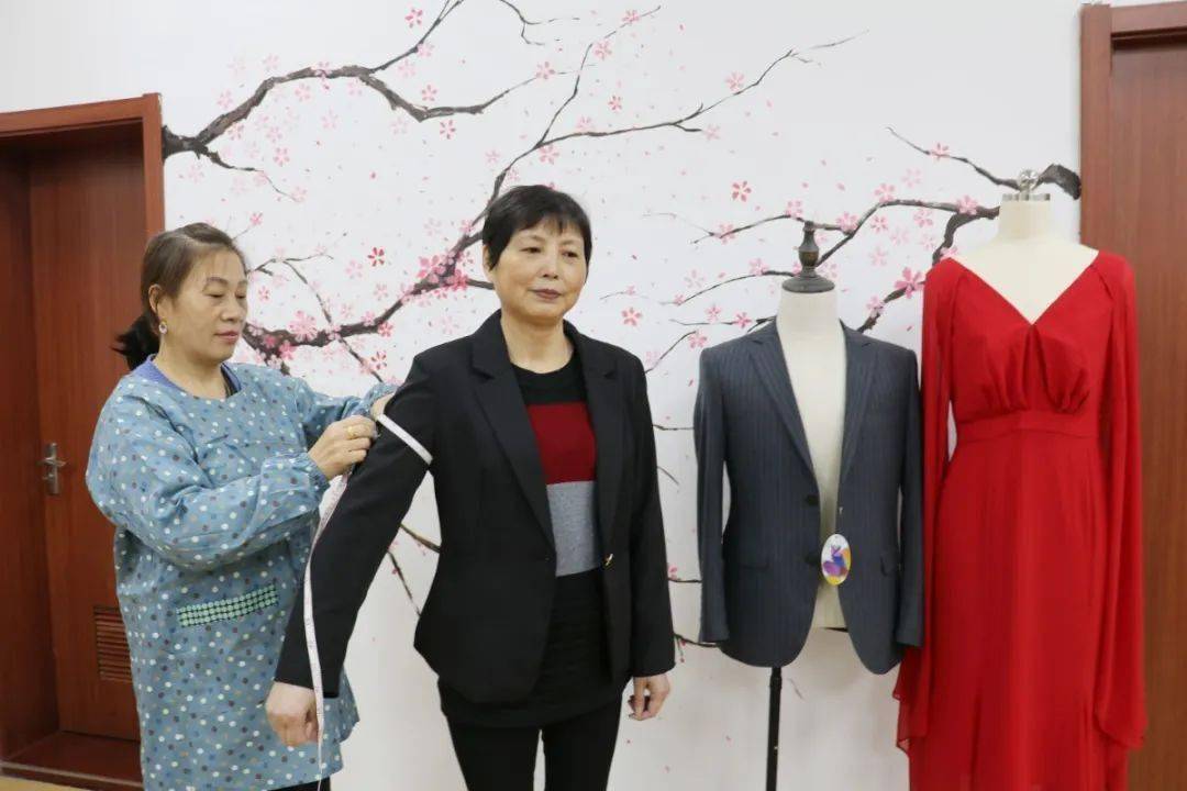 【决胜小康共奋进朱泾企业(六)】在变局中开新局,羽梦服饰"与梦"同行