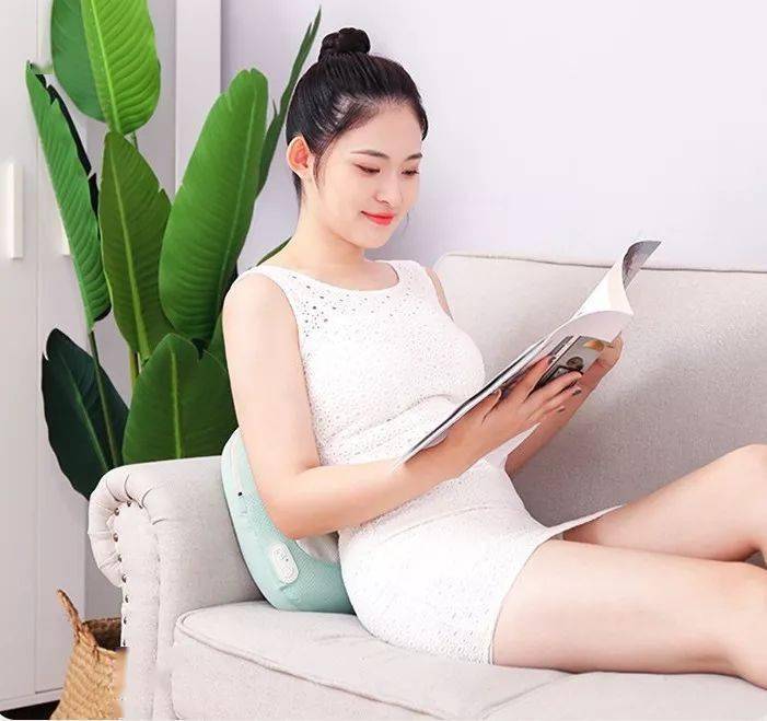 女生枕头高颜值 d5dd07e709c64fafab5a09316ba0925d.jpeg