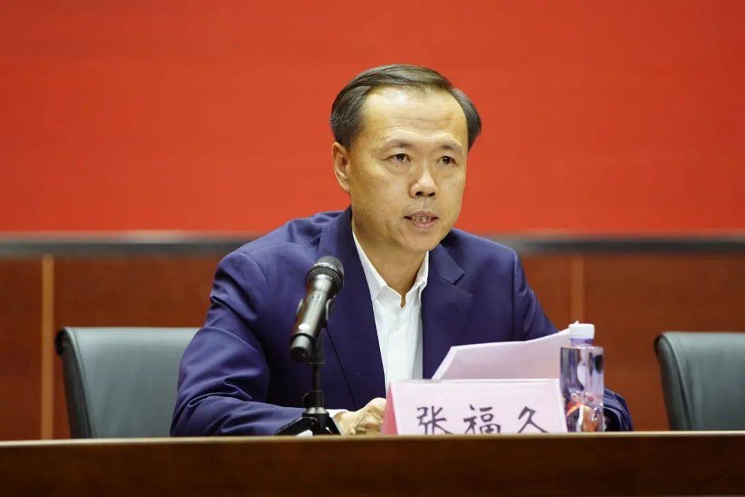 市应急局党委书记张福久同志代表市局党委对大连支队各项工作给予了