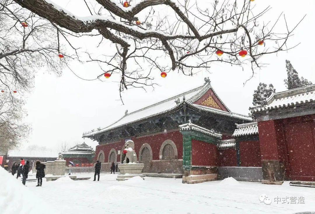 河北正定隆兴寺,在隋开皇六年(586年)开始兴建,本来叫做龙藏寺,唐改名