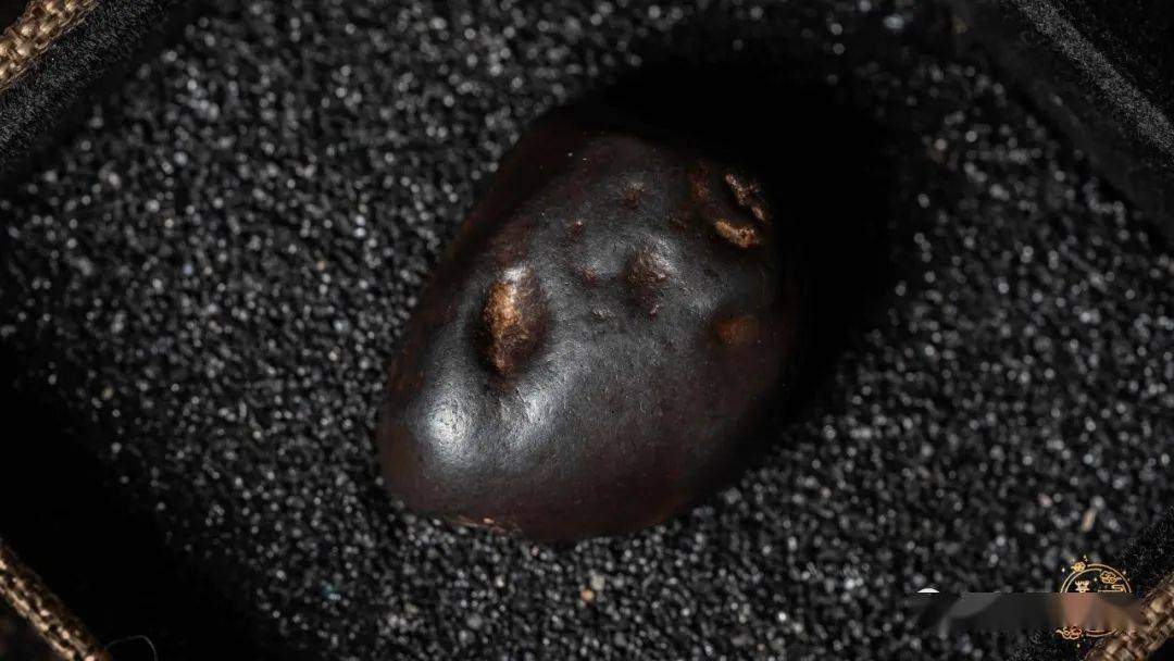 来自星星的铁,带你认识西藏天铁!_佛像