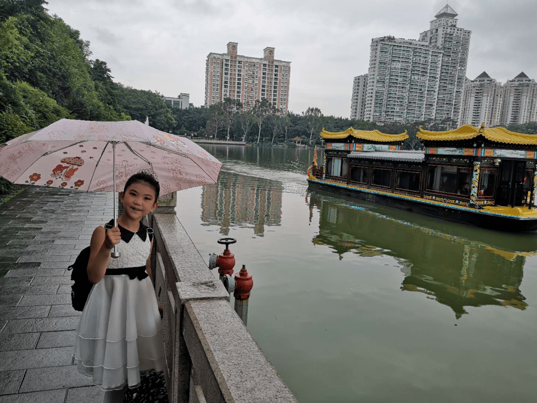 老山羊写作营陈悦歆风景优美的小池塘