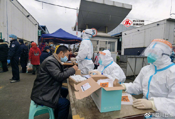 记者探访：成都沙西批发市场已全面封锁 买主须