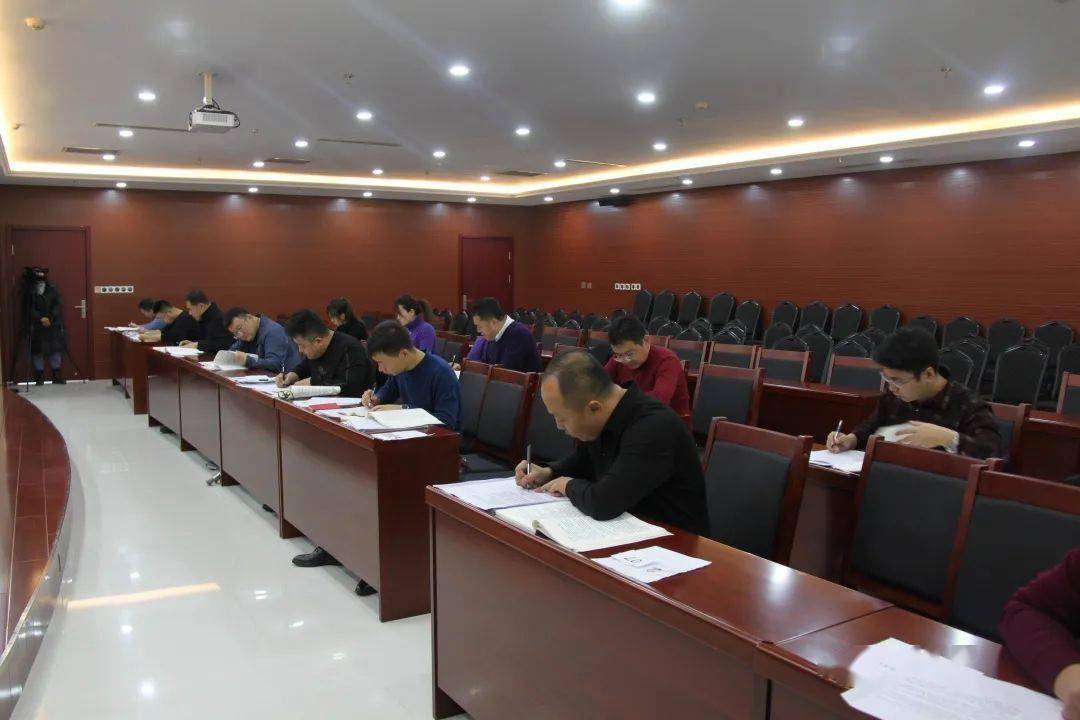 本周榆林1名正县级干部被开除党籍7人被通报4人不及格