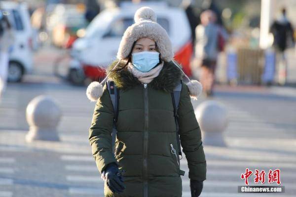 北京遭遇大风降温天气