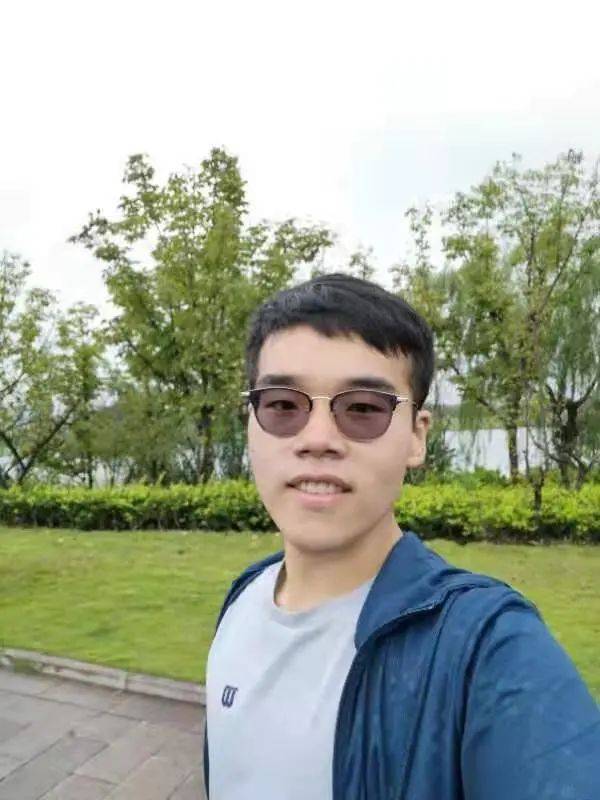 世卫总干事:疫情展现了人类最好和最坏的应对能力
