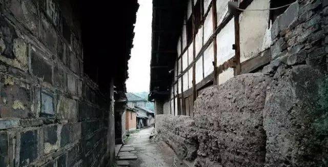 乐山这个低调的千年古镇,即将火遍全国…_清溪镇