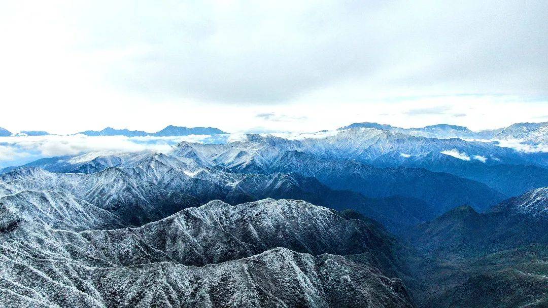 你不曾见过的泥巴山"新面孔"_雪景