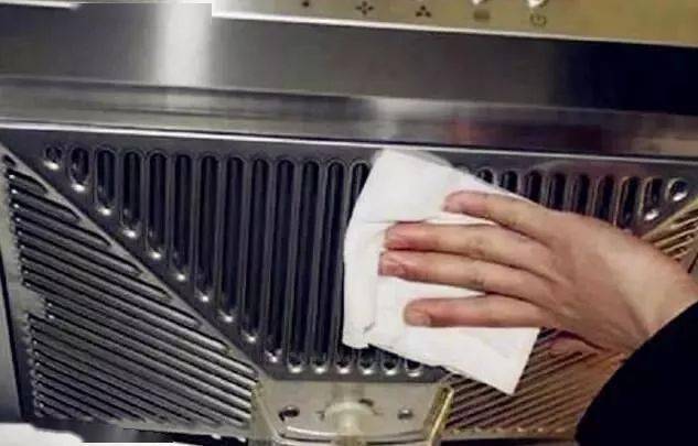 油烟机怎么清理油污最有效 e06d71a45eaa493eba5dab91b3ddd341.jpeg