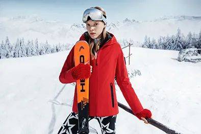 十博体育滑雪服今年出圈儿了！这16个品牌的装备时髦又专业(图35)