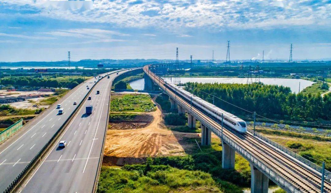 水上高速公路最新进展 1e57b3842011453fa988fe26265d524a.jpeg