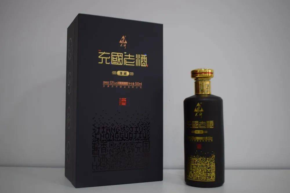 目前,天河酒业"天河春","羲皇故里","充国老酒"三大系列产品经过数代