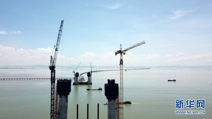 2020年港澳GDP_中国gdp2020年(2)