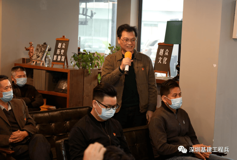 经理李蕃荣携贵单位诸位党员先锋共同来到深圳市拓荒史研究会参观交流