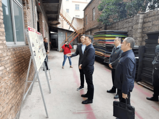 晋江市领导王明元率队前往安海镇开展自建房加工场所消防安全隐患整改