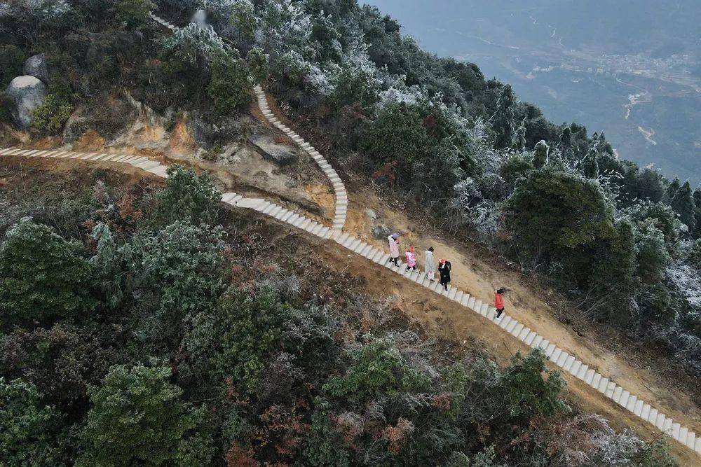 【原创】南康:莲花山基础设施逐步完善,渐成市民登山休闲好去处!