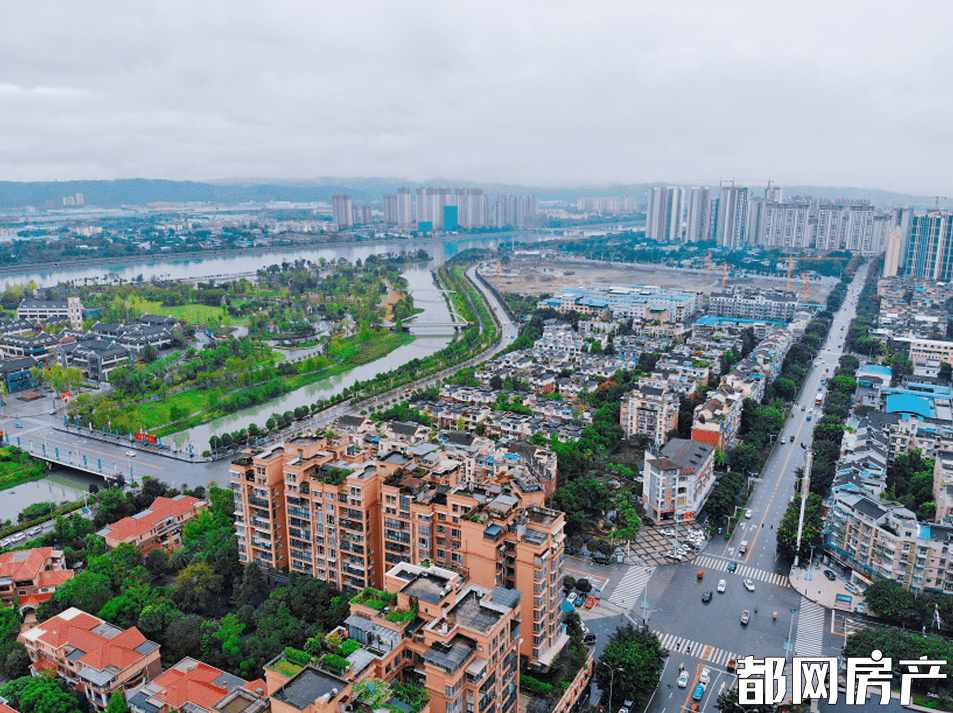 雅安市区现约有多少人口_雅安市区风景图片(2)