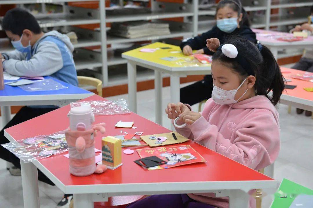 活什么欢快成语_成语故事简笔画