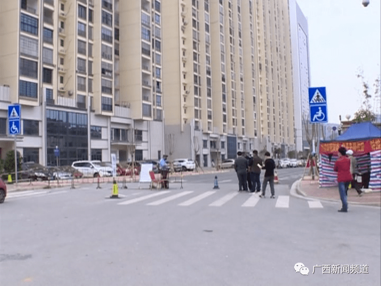 地库上人口_地库柱上板带涂刷图片(2)
