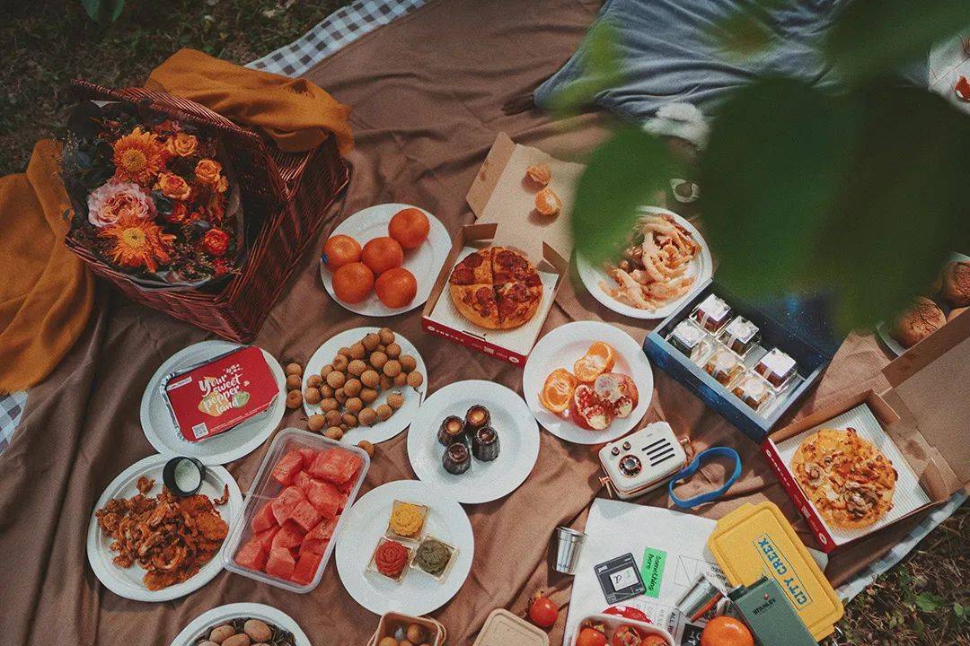 也希望能够通过你们的分享让我们得到更多关注,开启一个转发抽奖活动