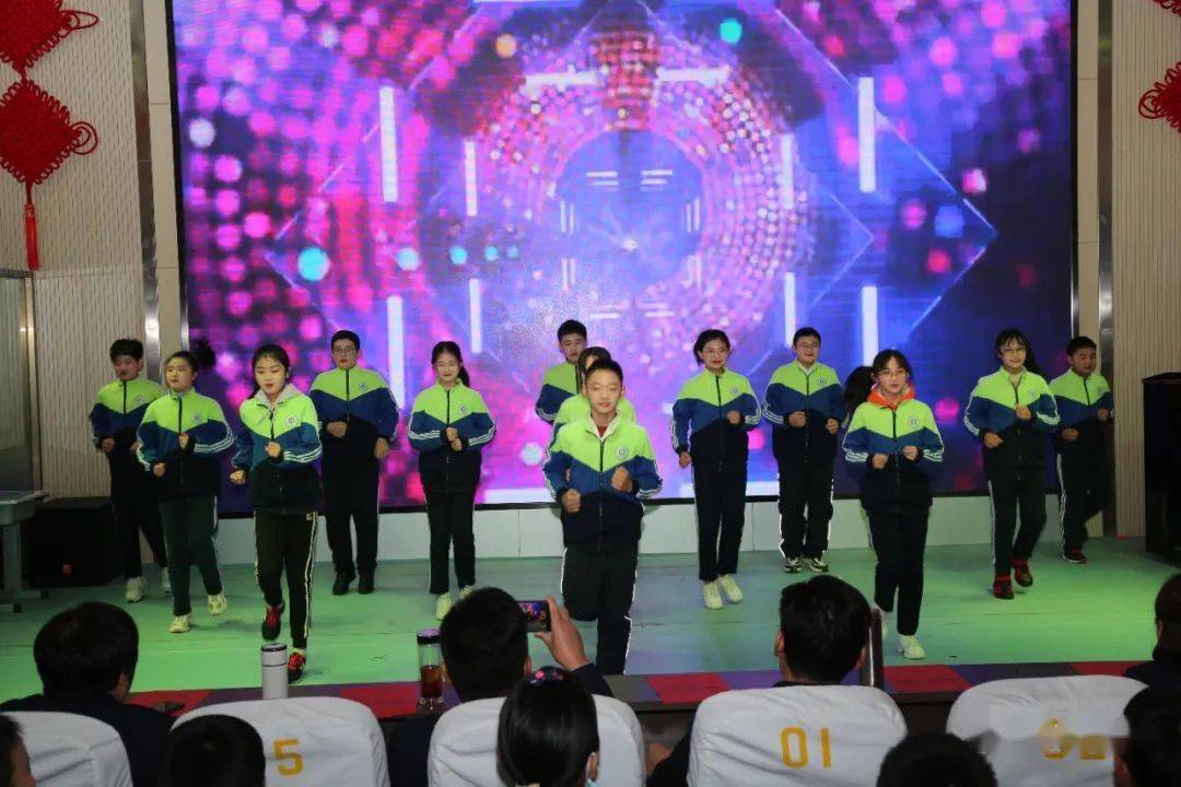 精彩视频恒信明德学校元旦文艺汇演精选
