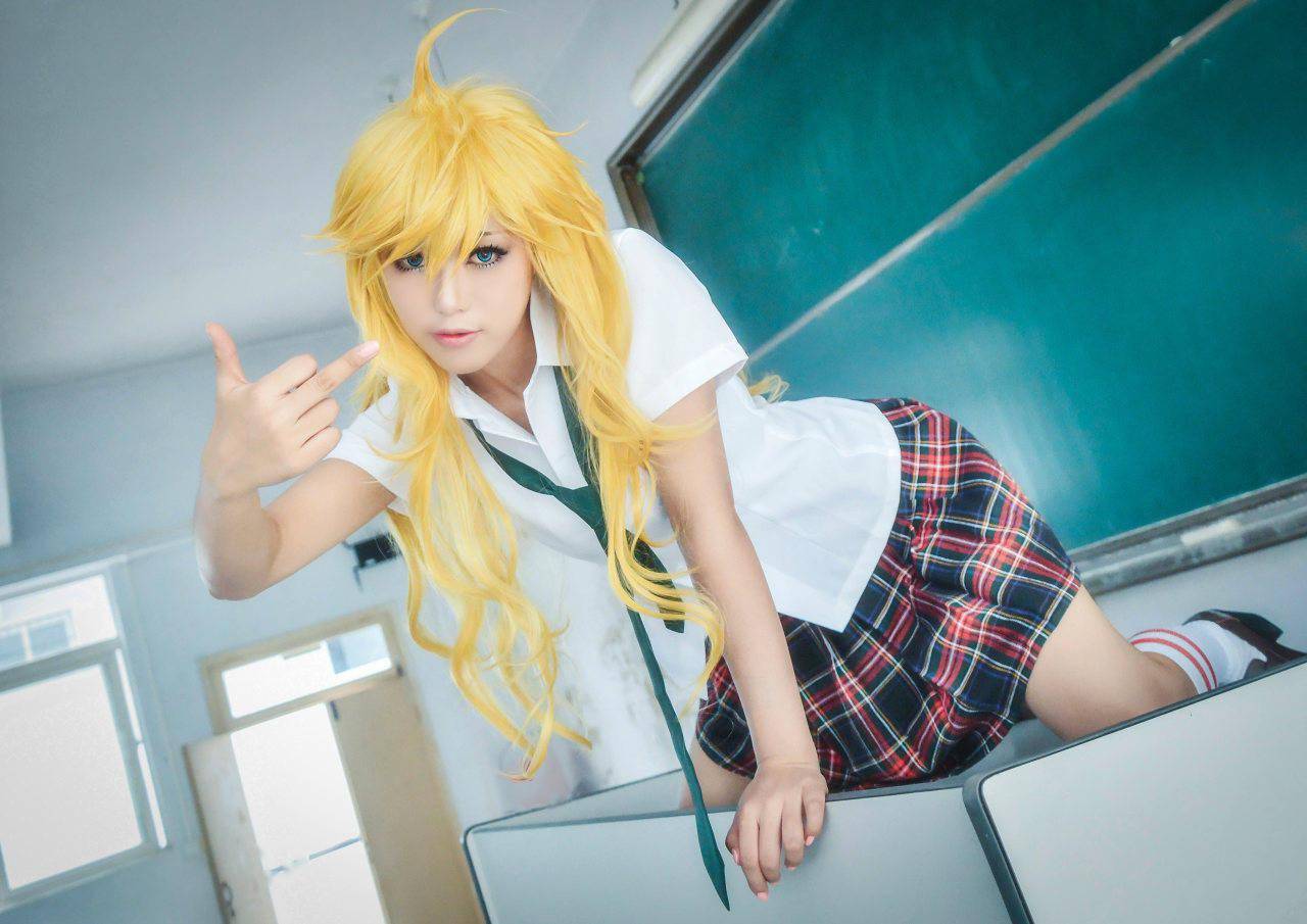 吊带袜天使 Panty&Stocking cosplay-搜狐大视野-搜狐新闻