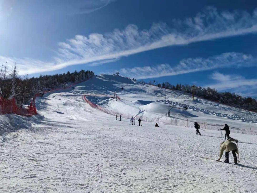 神农架国际滑雪场